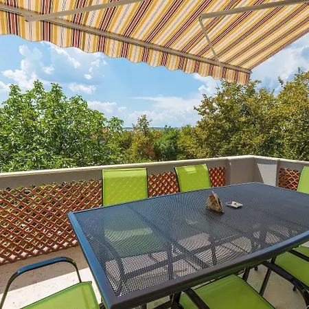 Casa de Férias Besondere Mit Pool, 350 Meter Zum