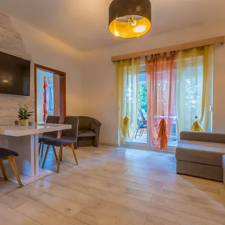 Holiday home Besondere Mit Pool, 350 Meter Zum