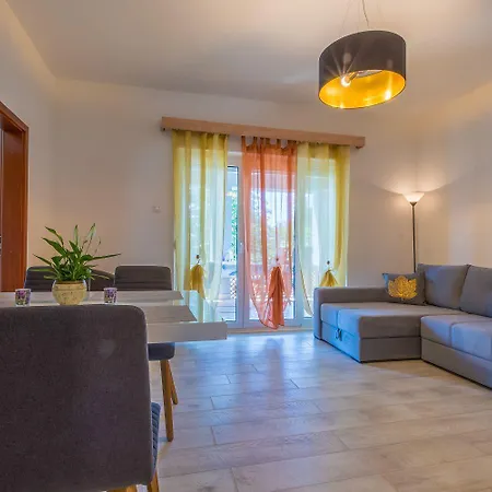 Holiday home Besondere Mit Pool, 350 Meter Zum *